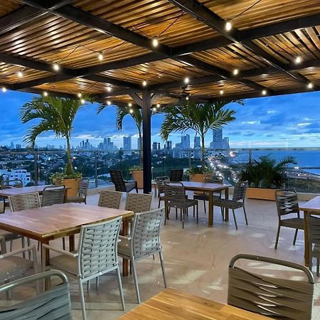 Hotel Wyndham Garden Cartagena Esterno foto