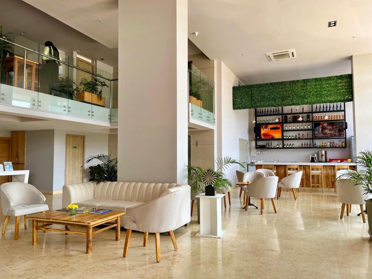 Hotel Wyndham Garden Cartagena Esterno foto